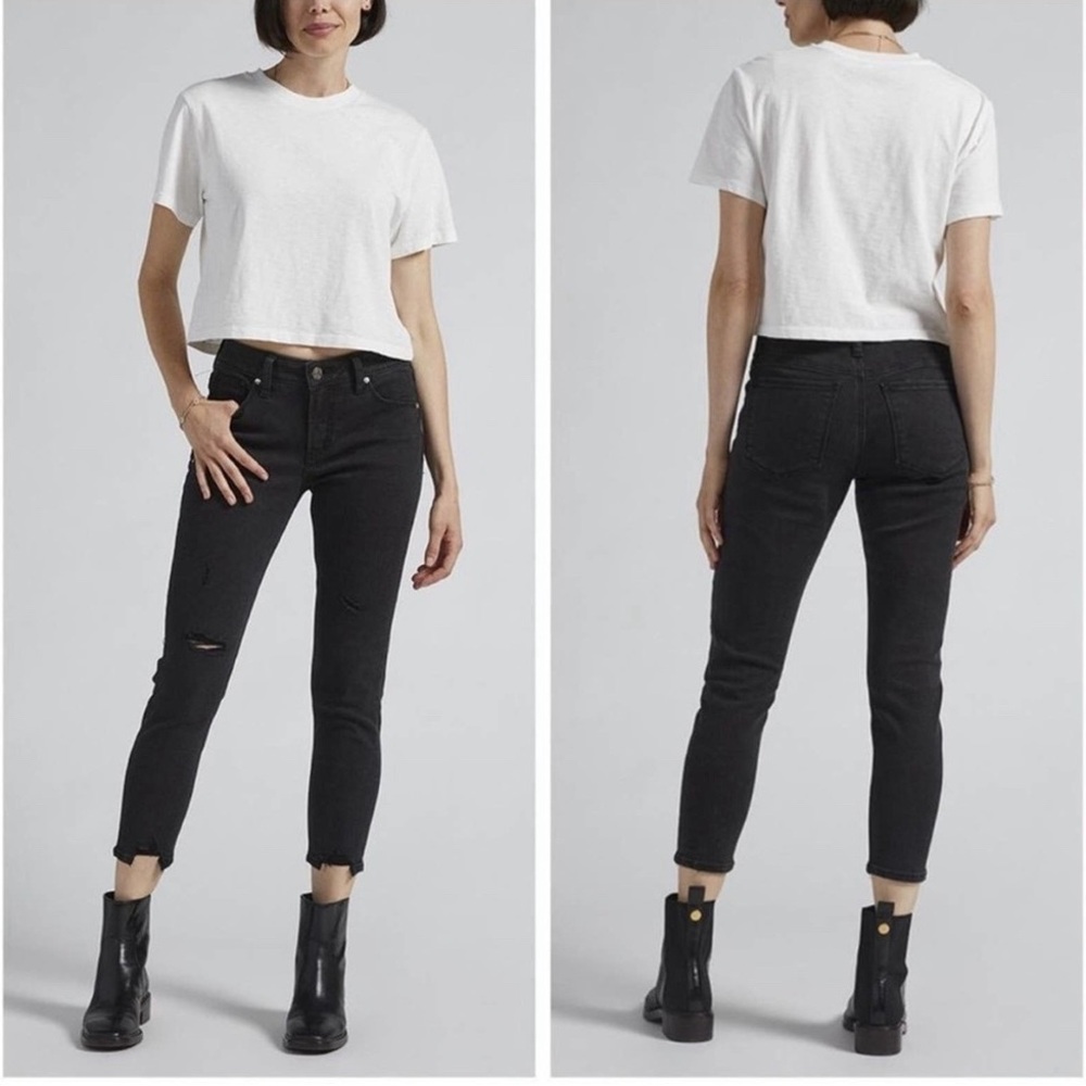 Silver Avery Skinny Distressed Crop
